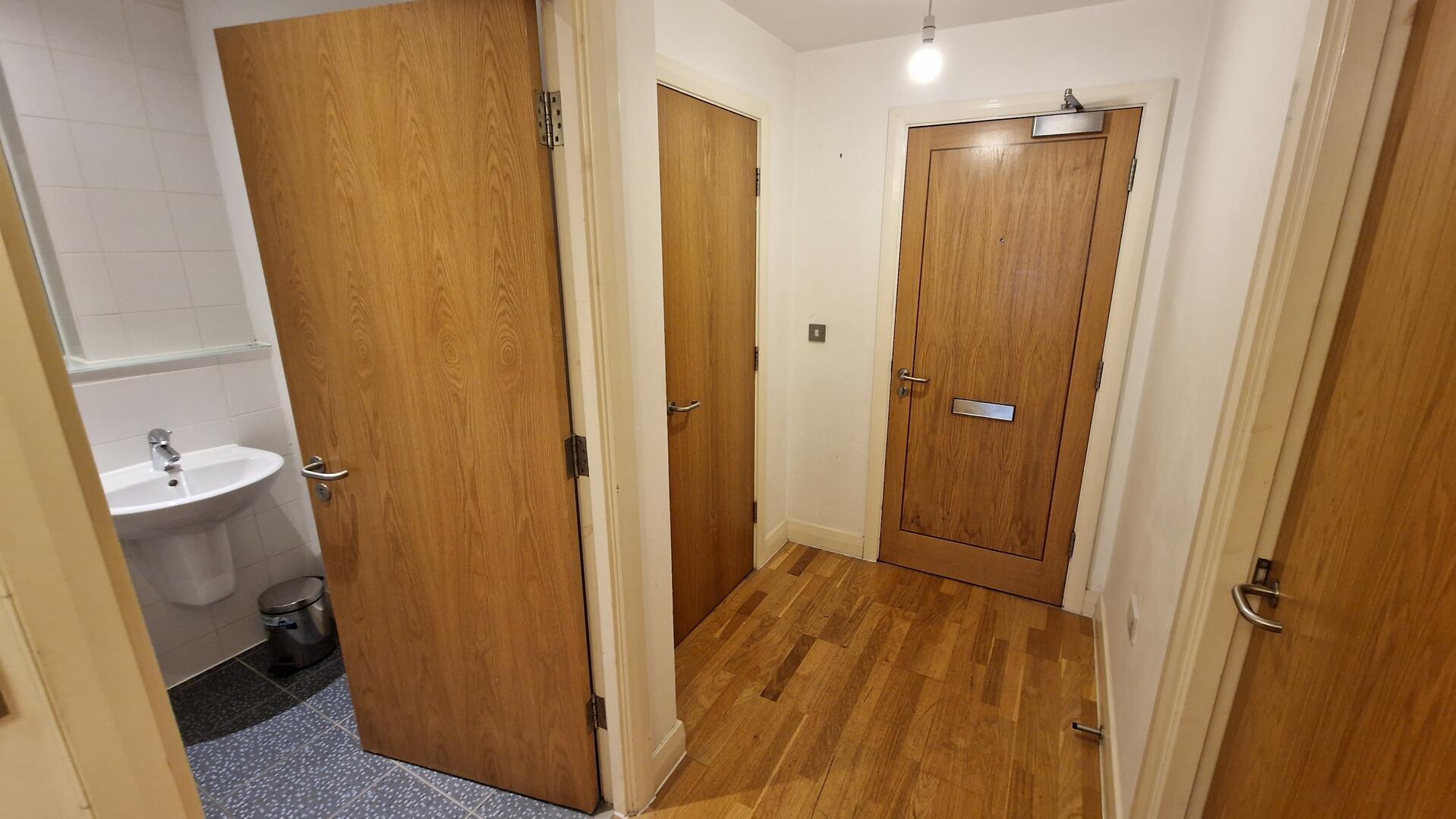 2 Lake House 66 Ellesmere Street Castlefield Locks